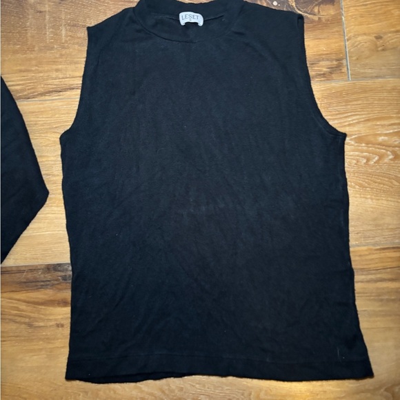 LESET Classic Black 3 pc loungewear set - Picture 5 of 7